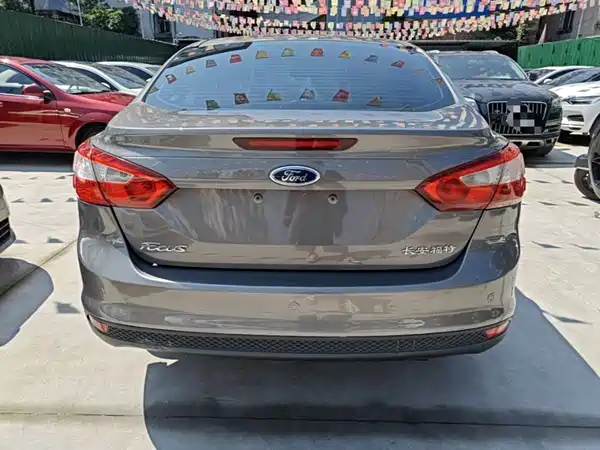 Ford Focus 2015