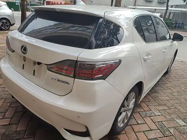 Lexus CT 2014