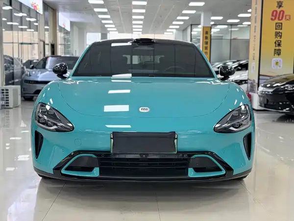 Xiaomi SU7 2024