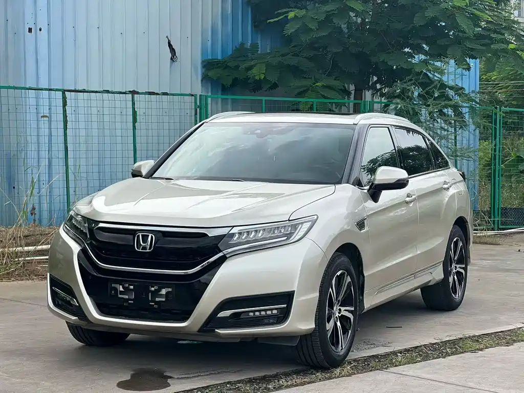 Honda UR-V 2017 — фото 1