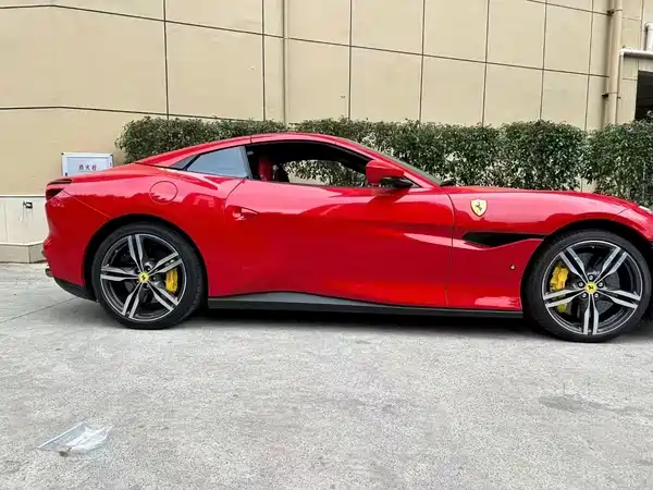 Ferrari Portofino 2022