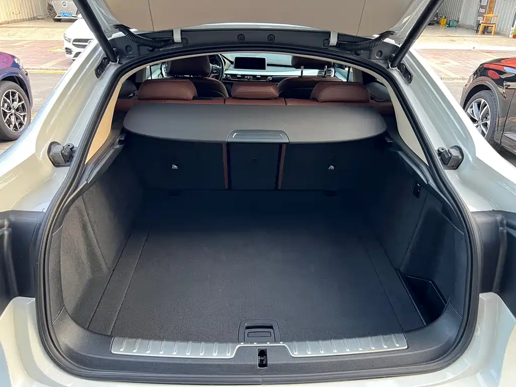 BMW X6 2019 — фото 15