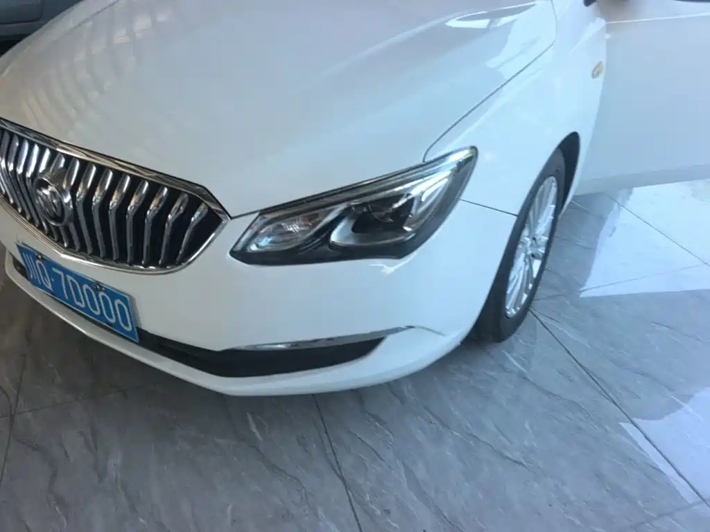 Buick Excelle 2017 — фото 24