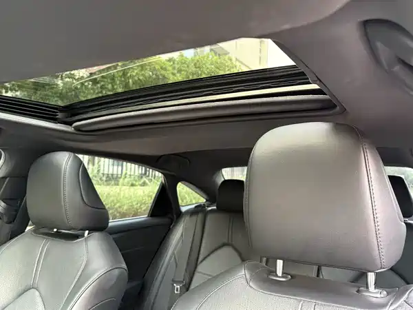 Toyota Avalon 2022