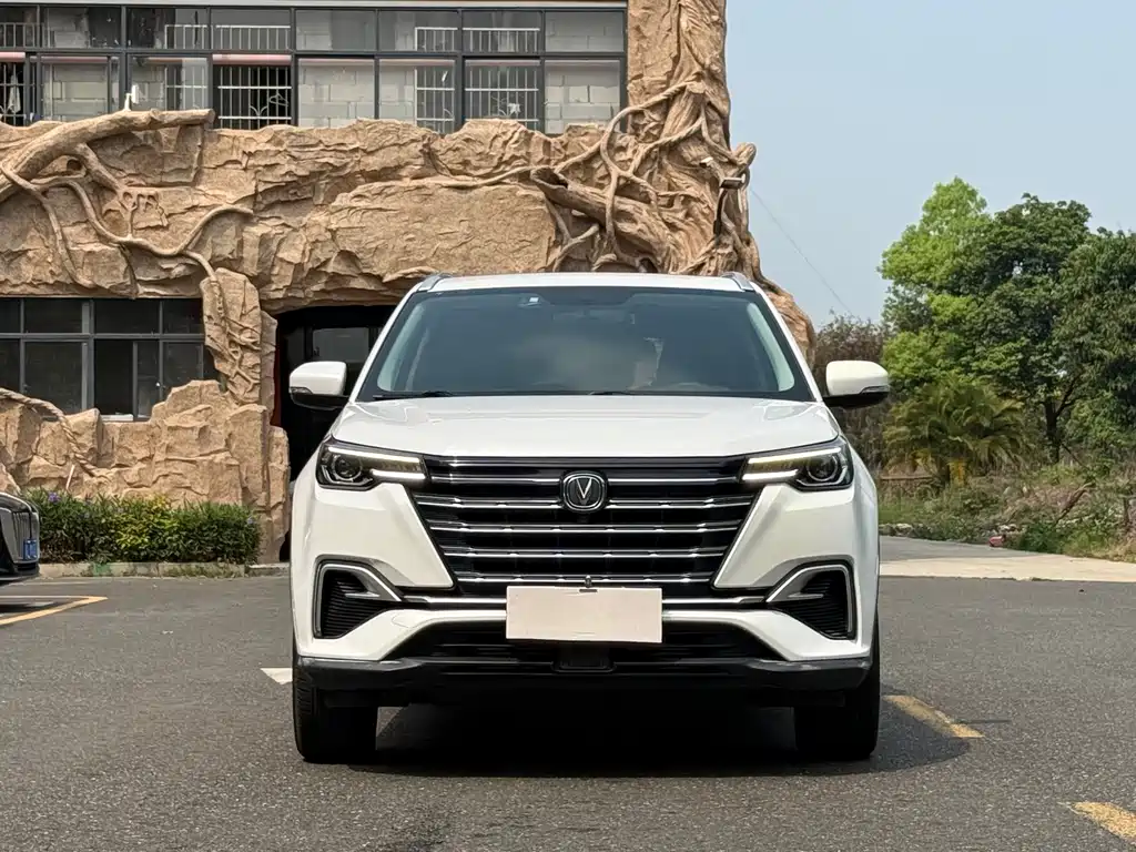 Changan CS55PLUS 2020 — фото 2