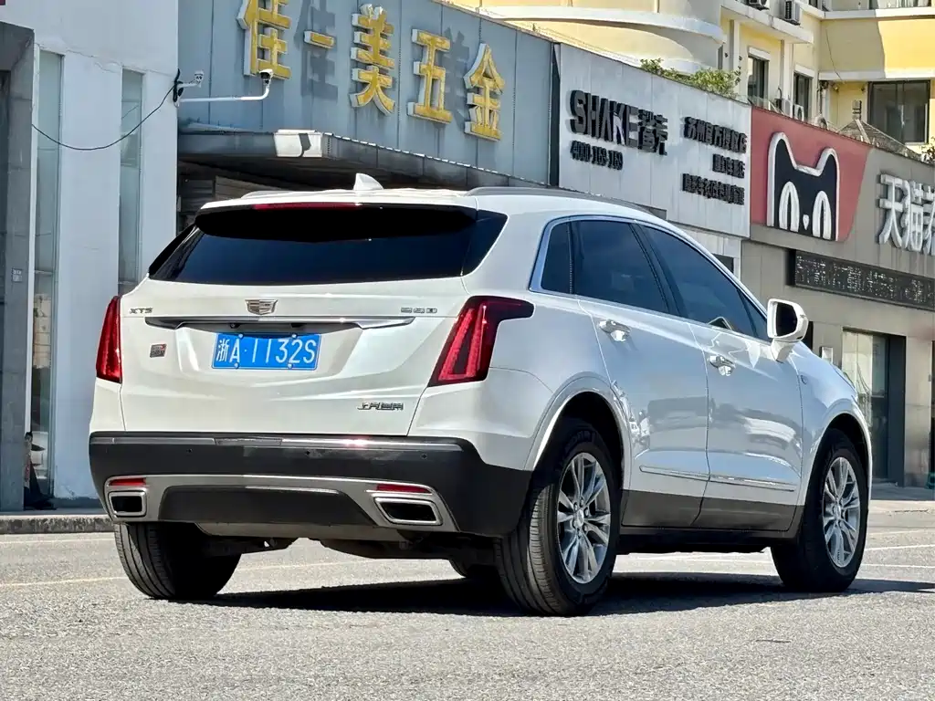Cadillac XT5 2020 — фото 7