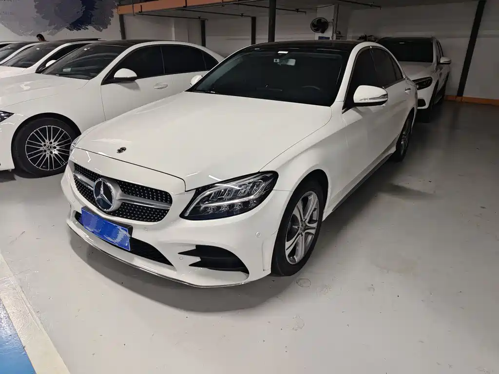 Mercedes-Benz C-Class 2020