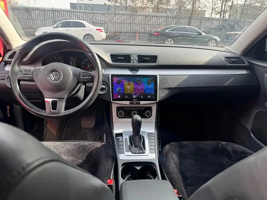 Volkswagen Magotan 2014