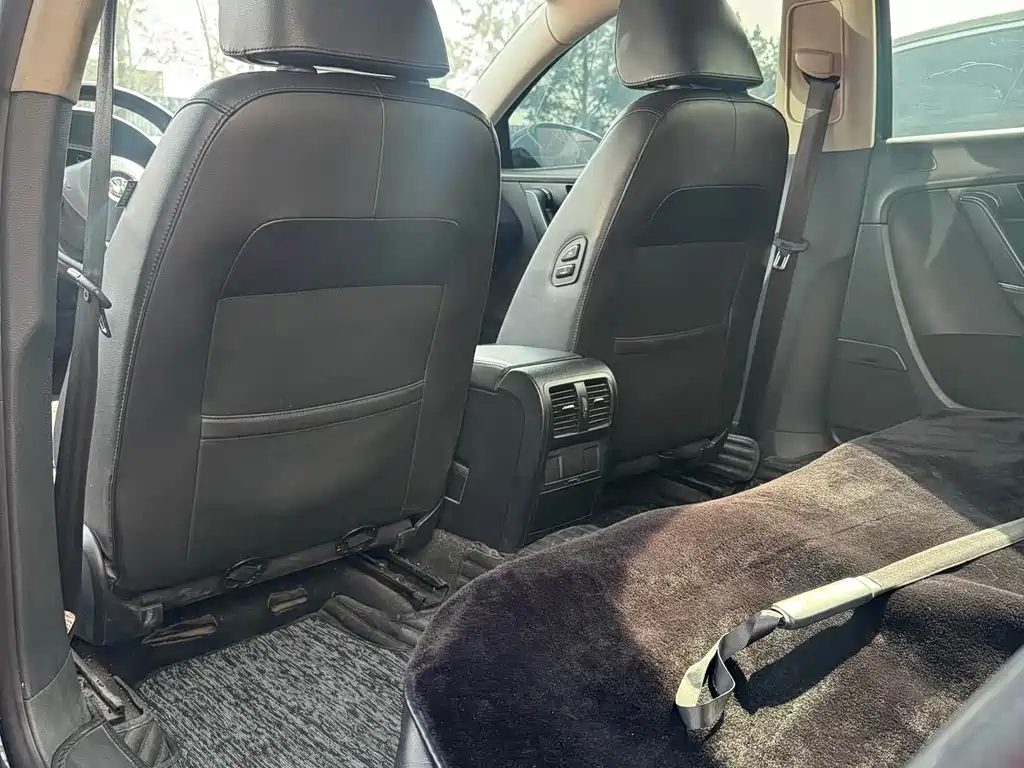 Volkswagen Magotan 2014