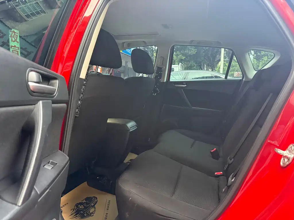 Mazda 3 Xingcheng 2012