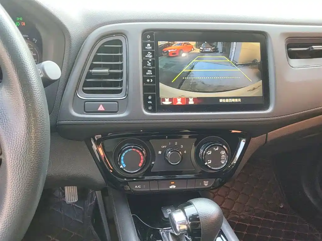 Honda Vezel 2021 — фото 13