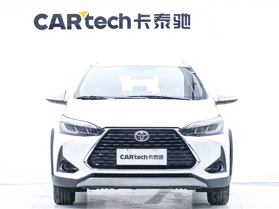 Toyota Yaris L 2022