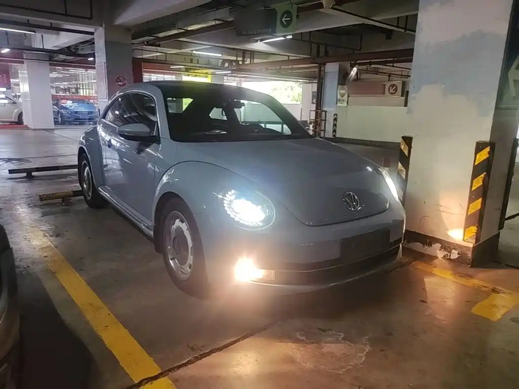 Volkswagen Beetle 2015