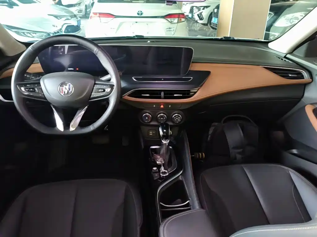 Buick Verano 2022 — фото 10