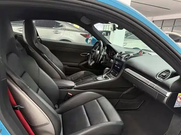 Porsche 718 2017