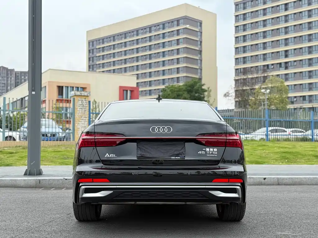 Audi A6L 2024 — фото 10