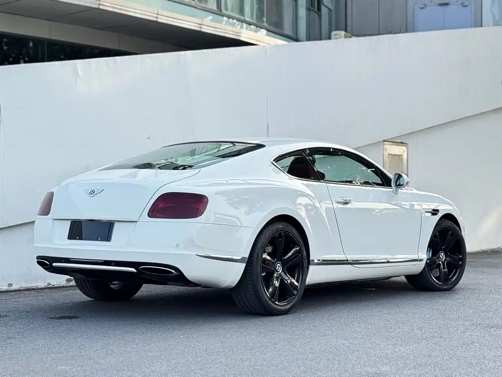 Bentley Continental 2013 — фото 6