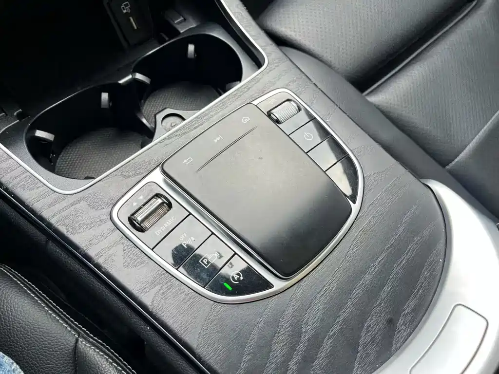 Mercedes-Benz C-Class 2019 — фото 16