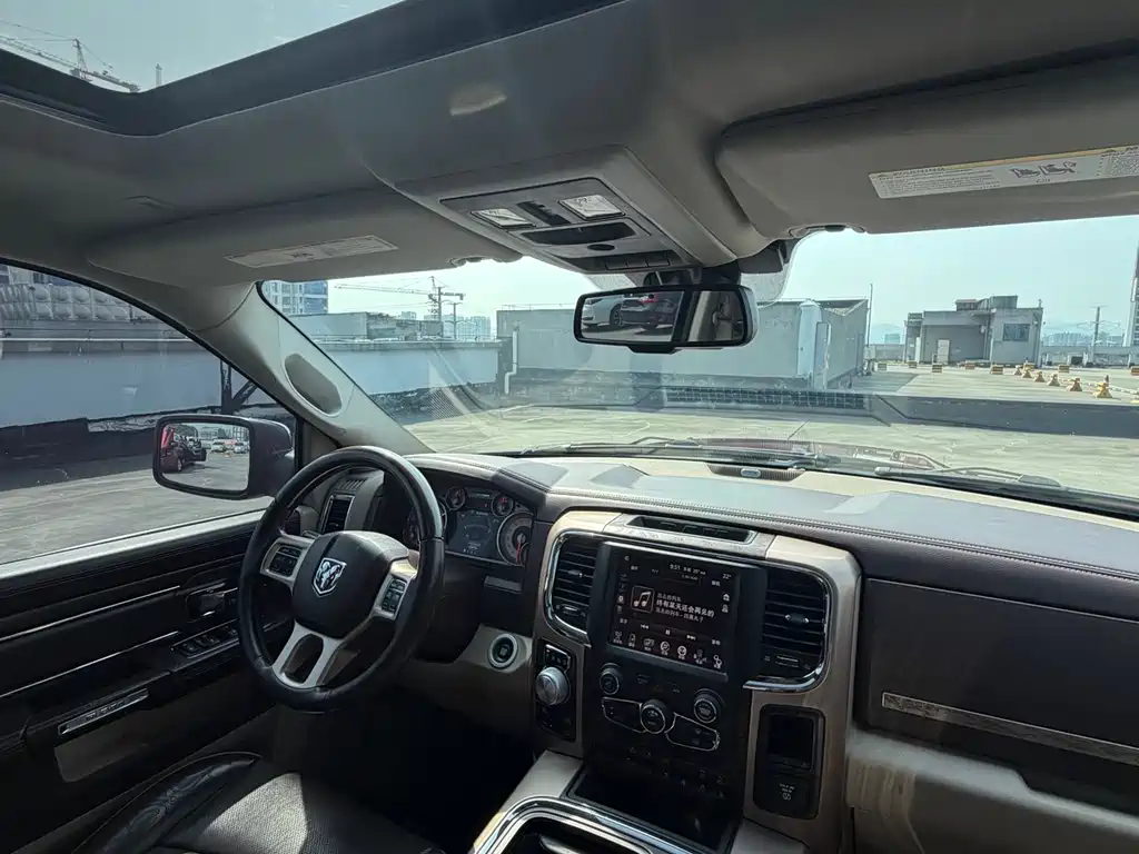 RAM Trucks 2017 — фото 18
