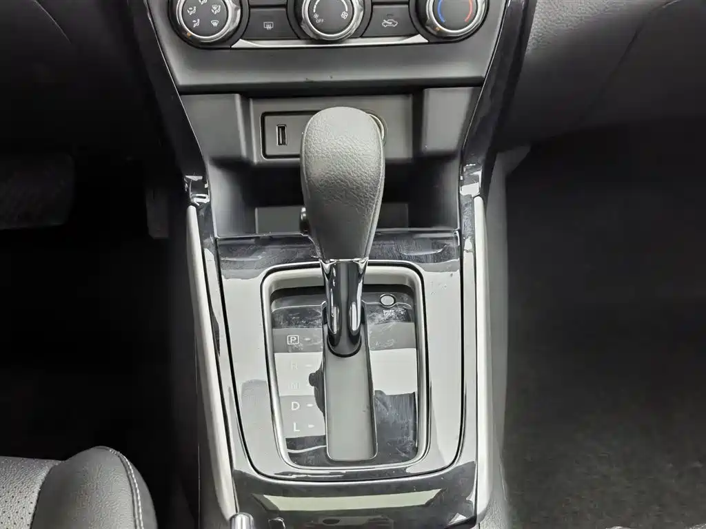 Nissan Sylphy 2021 — фото 13