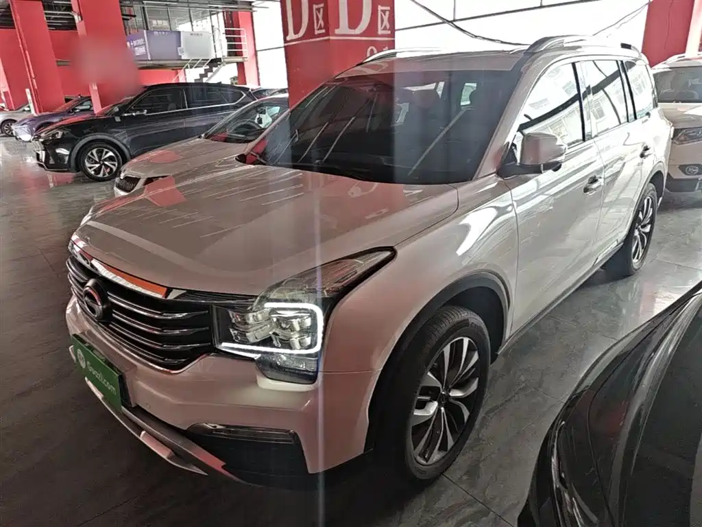 GAC Motor Trumpchi GS8 2017 — фото 1