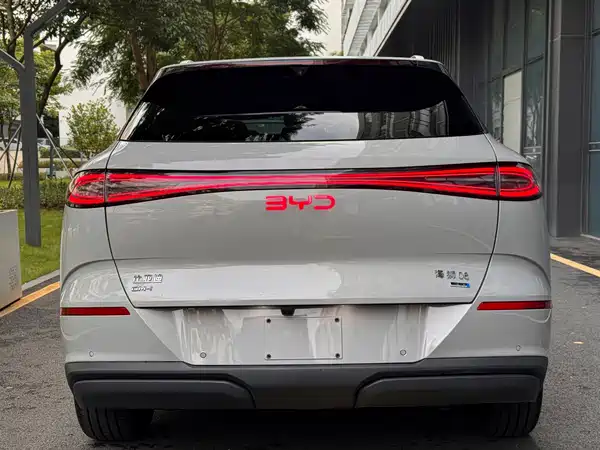 BYD Sealion 06 2025