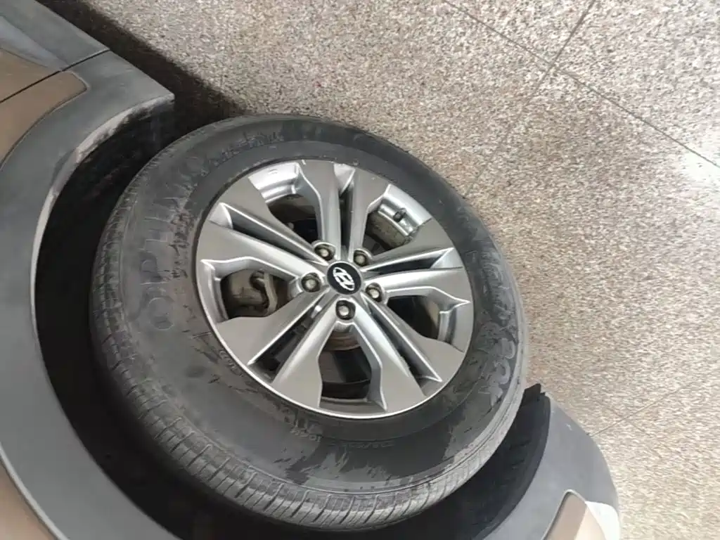 Hyundai Santa Fe 2015 — фото 23