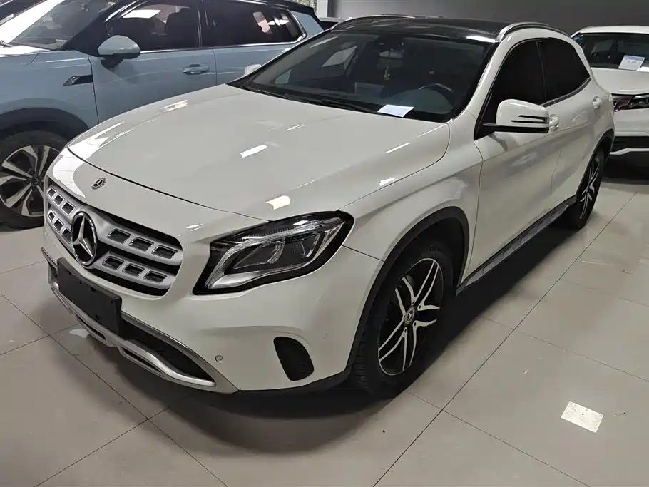 Mercedes-Benz GLA 2018 — фото 1