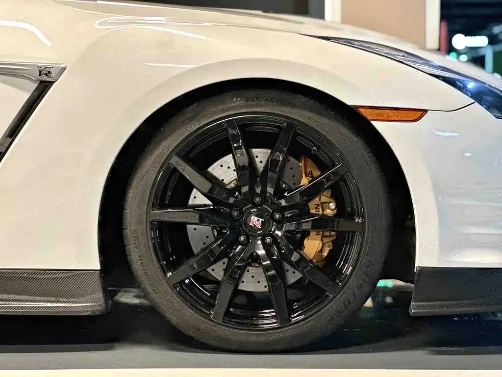 Nissan GT-R 2011