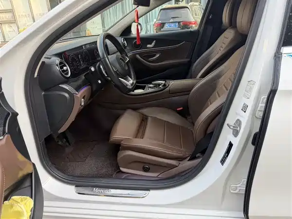 Mercedes-Benz E-Class 2018