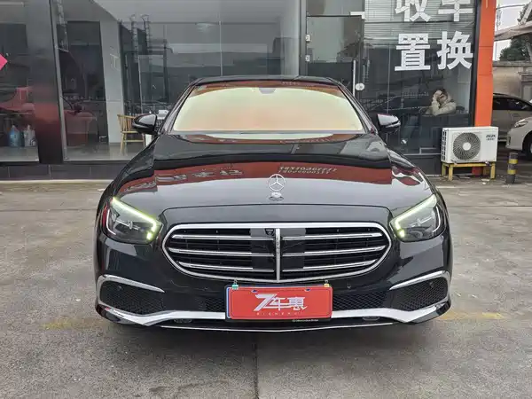 Mercedes-Benz E-Class 2023
