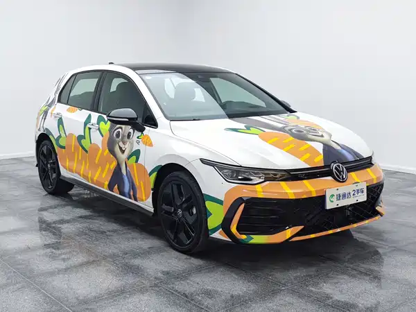 Volkswagen Golf 2024