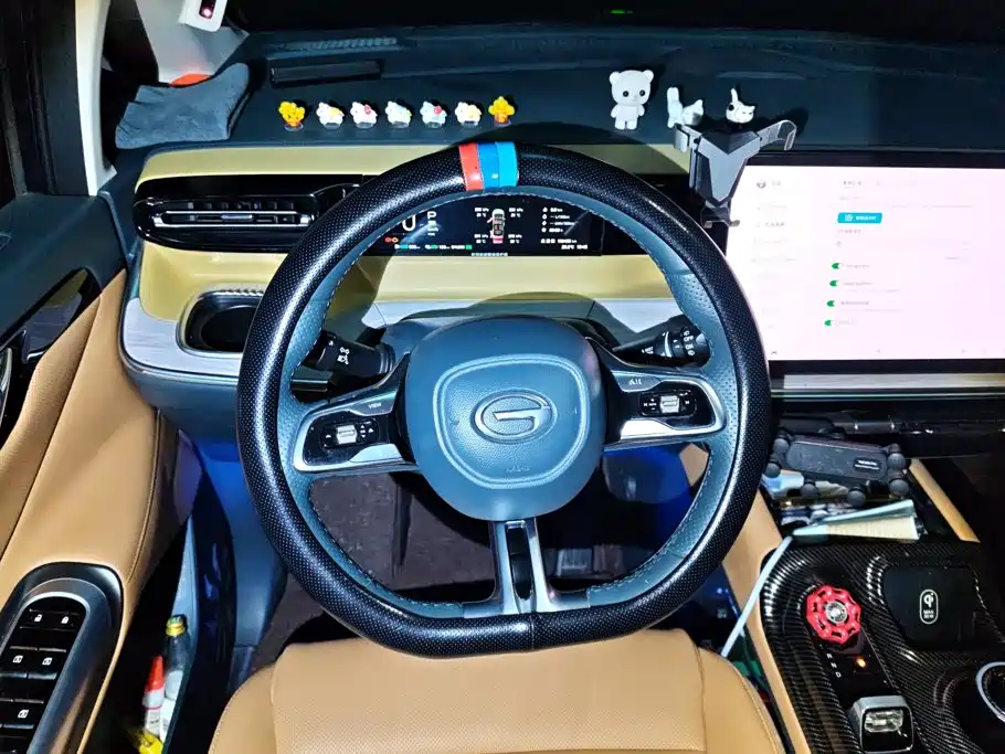 GAC Trumpchi E8 PHEV 2023 — фото 15