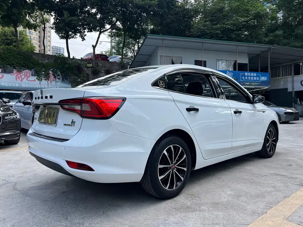 Roewe i5 2021 — фото 21