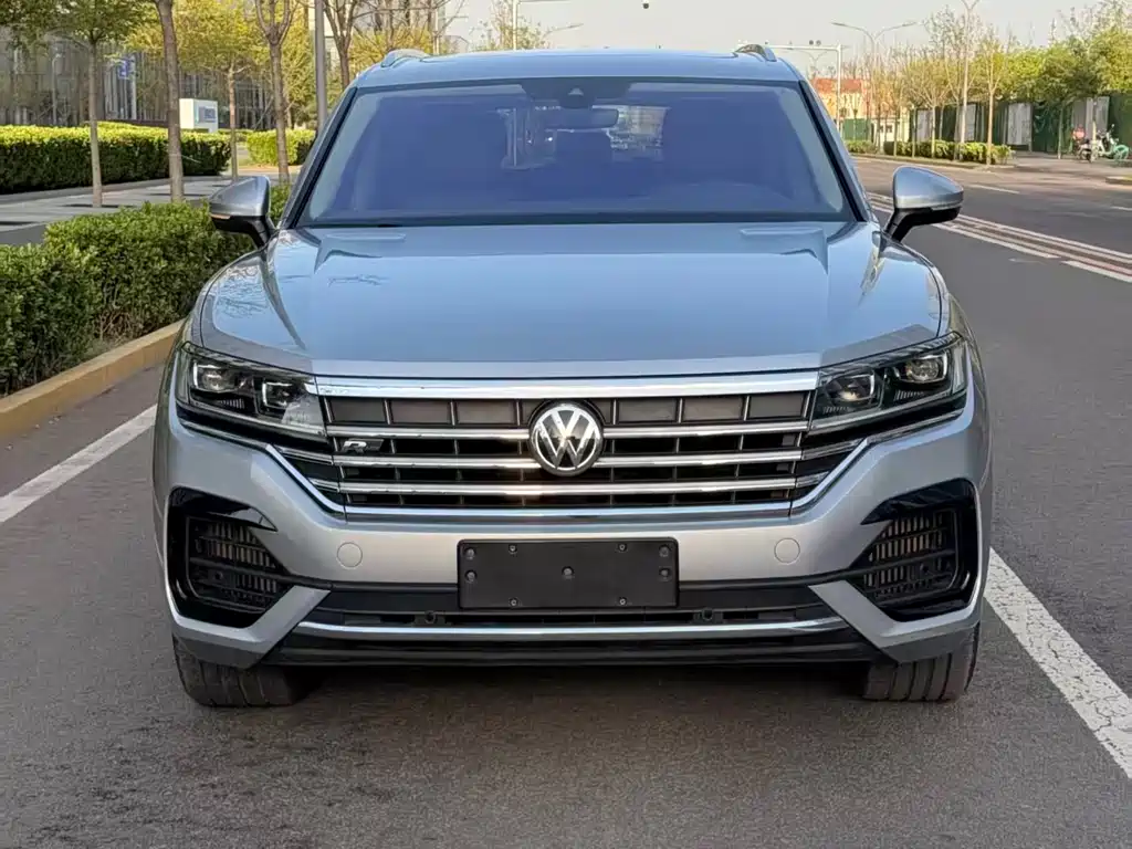 Volkswagen Touareg 2020 — фото 2
