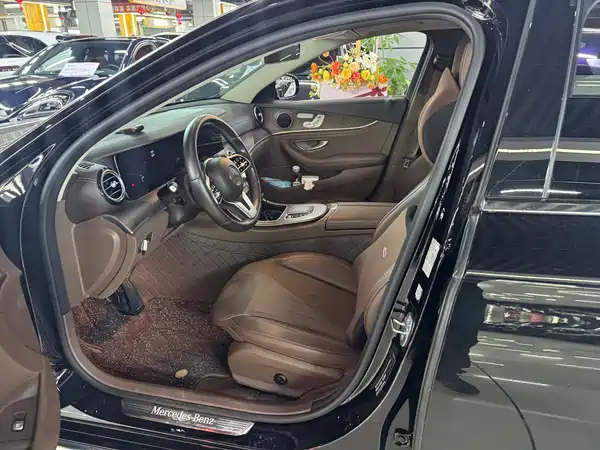 Mercedes-Benz E-Class 2020