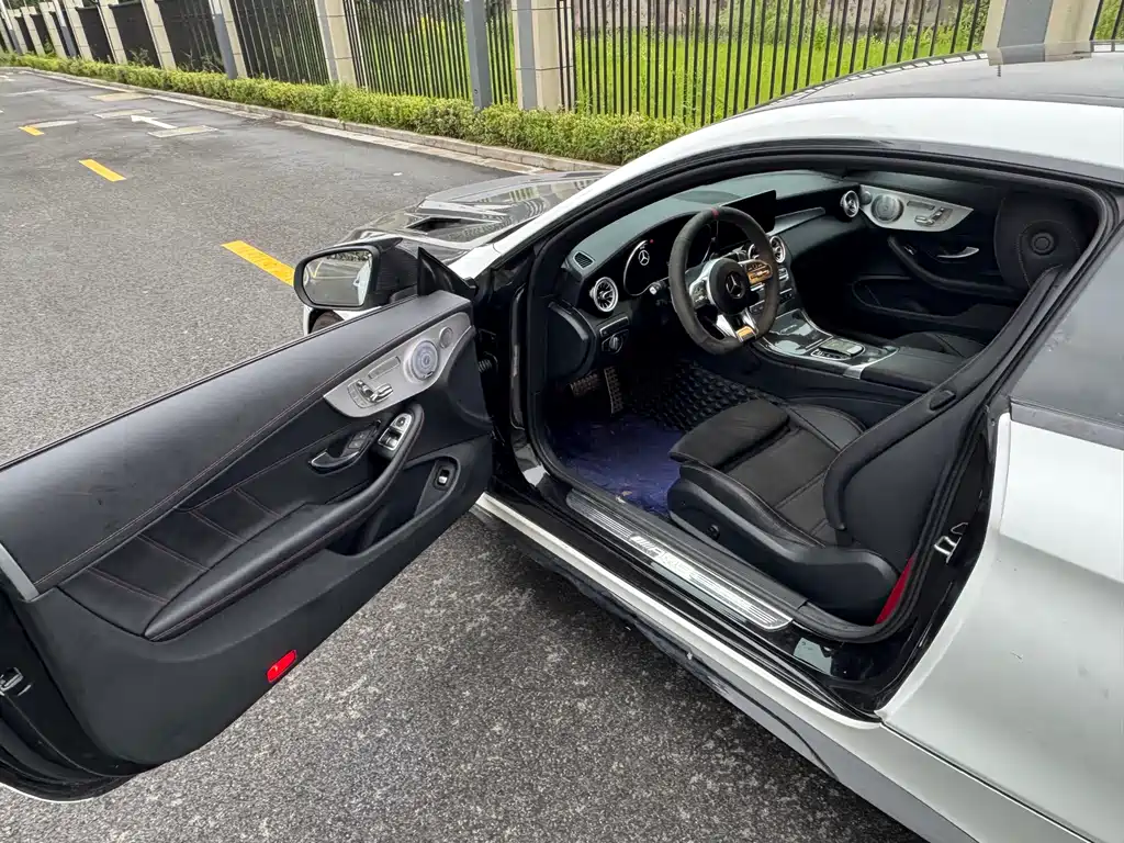 Mercedes-Benz C-Class AMG 2022 — фото 5