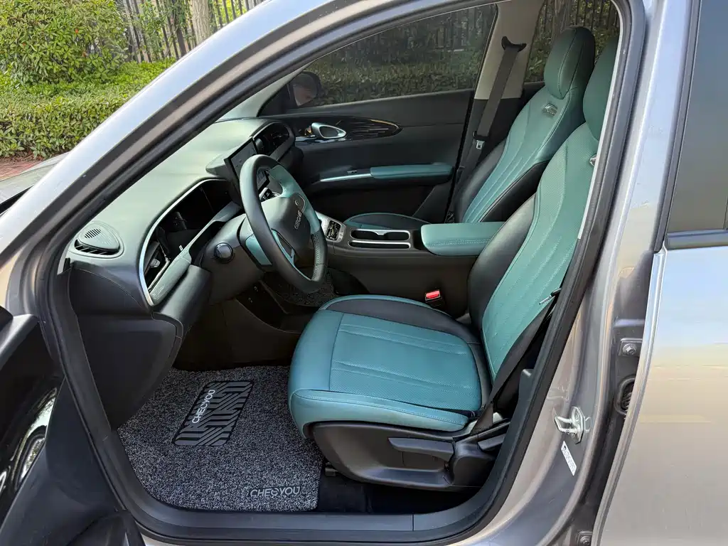 Geely Galaxy Starwish 2024 — фото 10