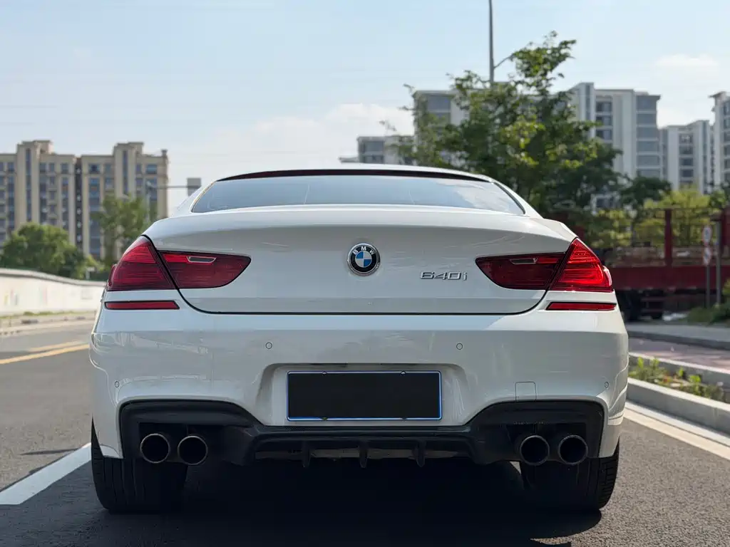 BMW 6 Series 2016 — фото 14