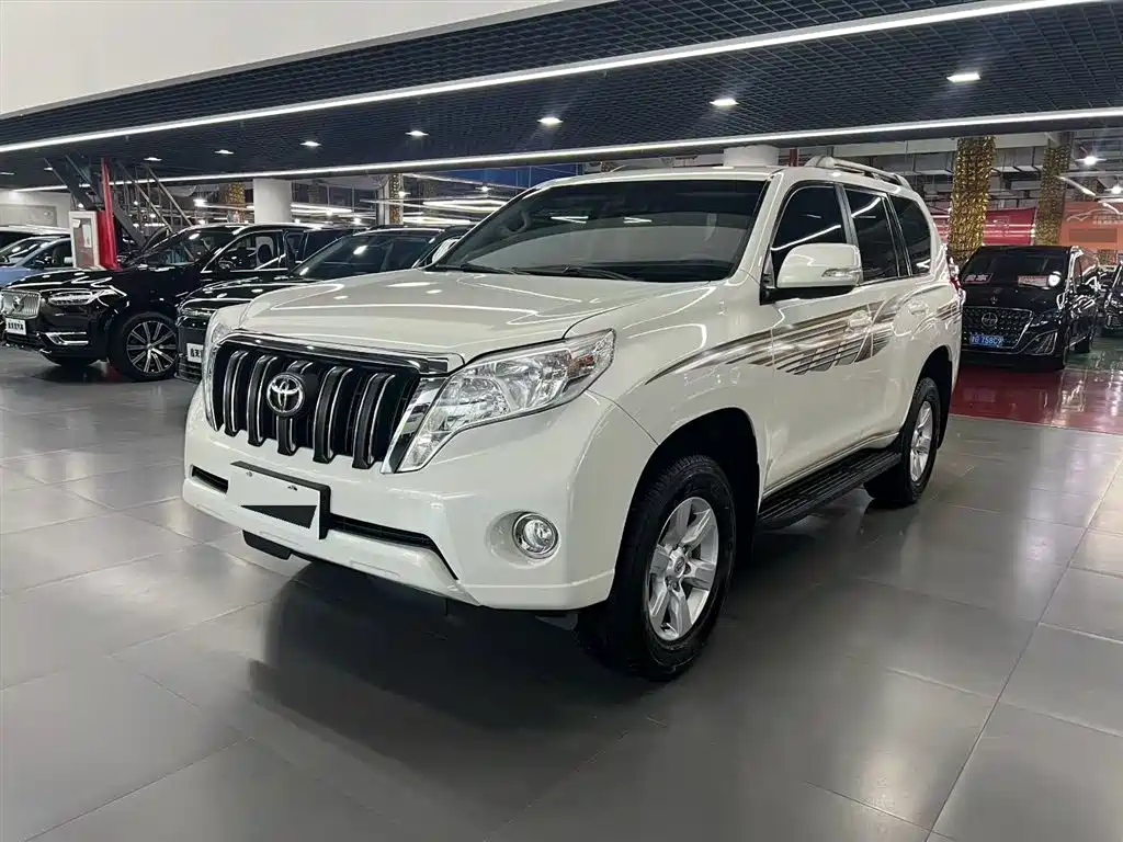Toyota Prado 2016