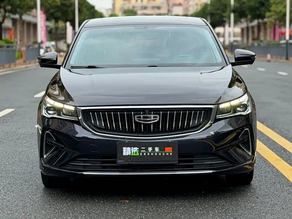 Geely Emgrand 2023