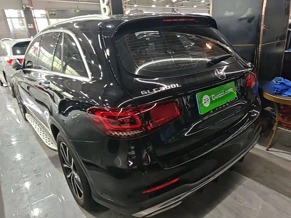 Mercedes-Benz GLC 2021