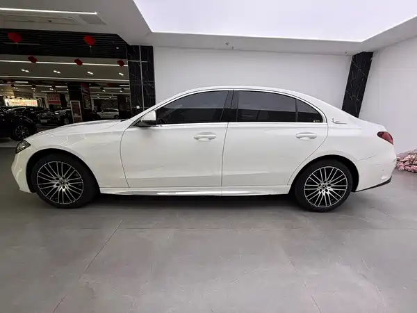 Mercedes-Benz C-Class 2022
