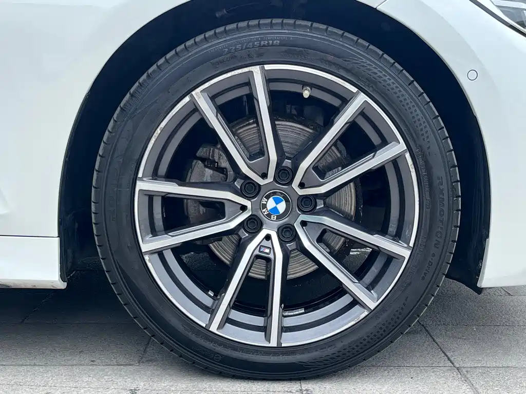 BMW 3 Series 2020 — фото 20