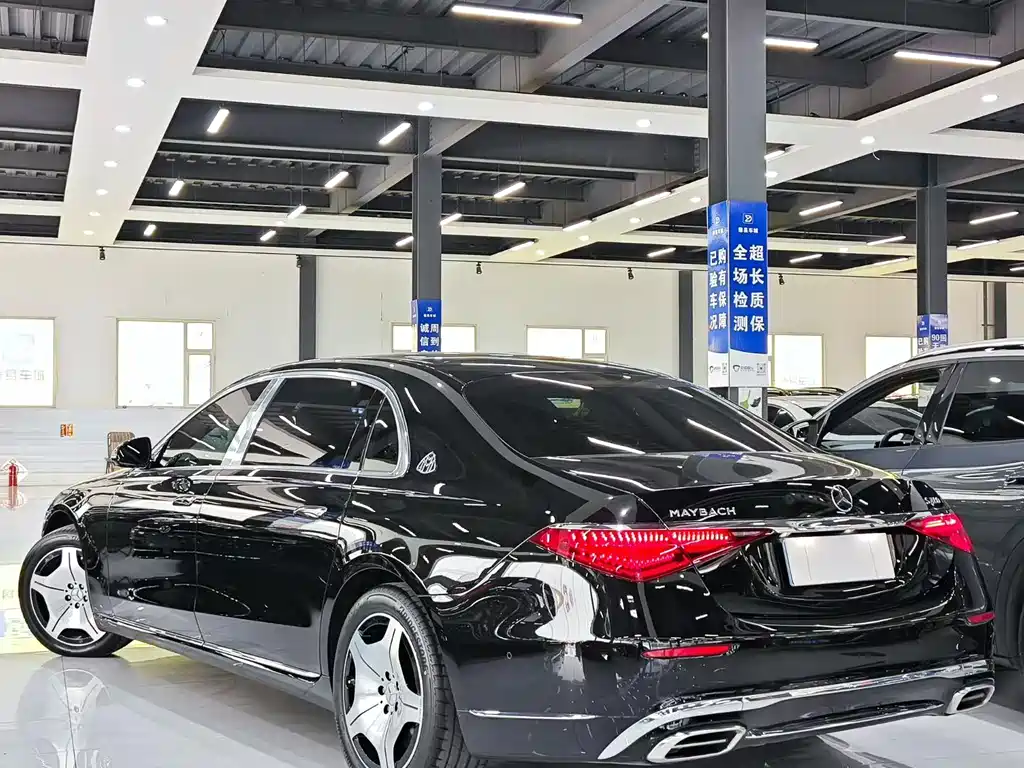 Mercedes-Benz Maybach S-Class 2024