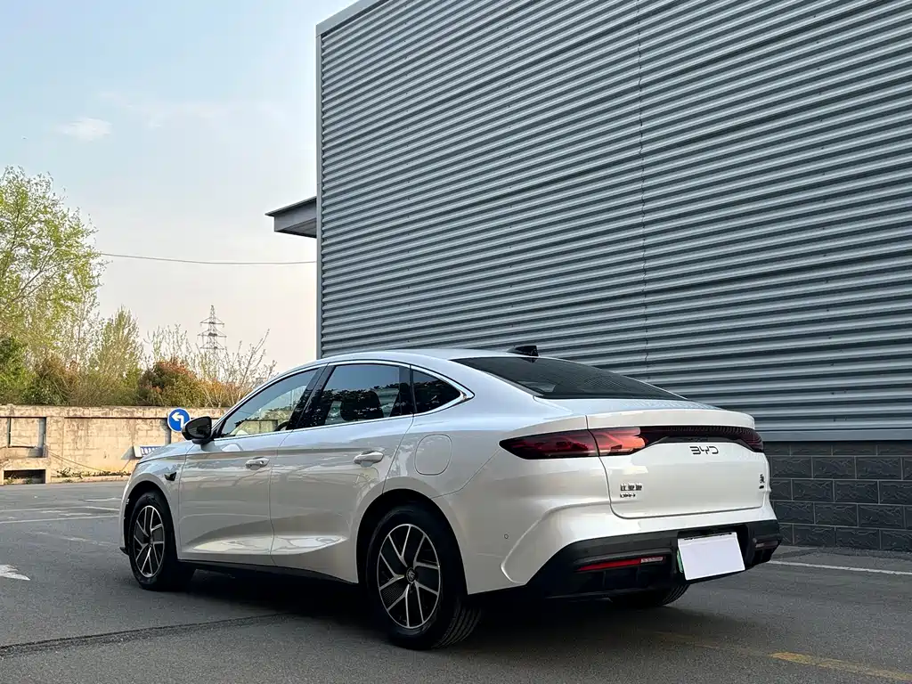 BYD Qin L 2025 — фото 5