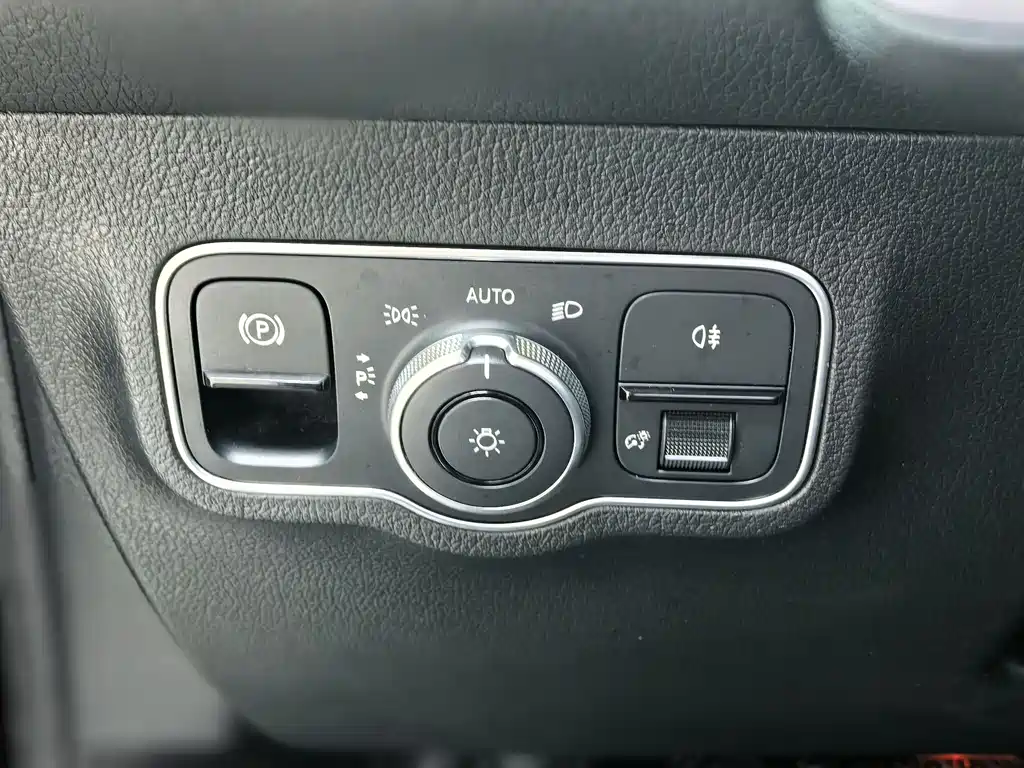 Mercedes-Benz GLB 2022 — фото 12