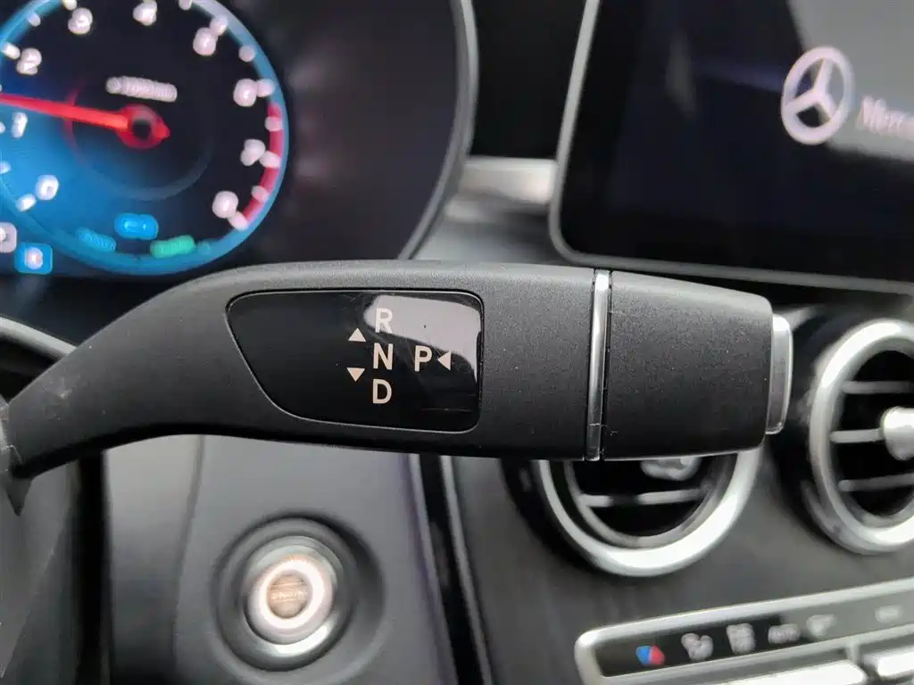 Mercedes-Benz C-Class 2020 — фото 13