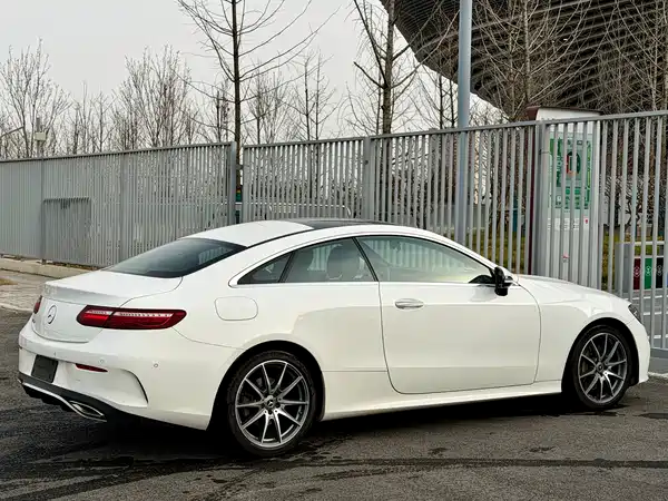 Mercedes-Benz E-Class 2023