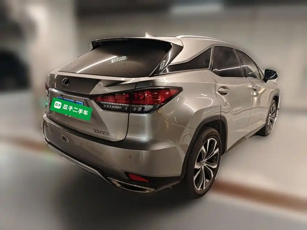 Lexus RX 2019